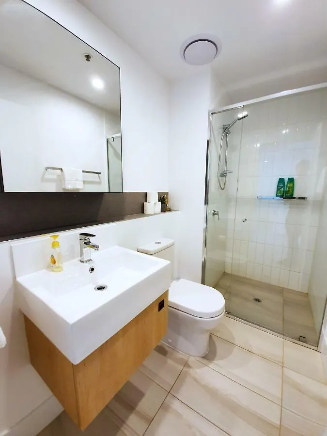 Apartamento 2Br Food & Drink Hub ★Gym★Pool★Views★Roof Terrace Brisbane 0*,